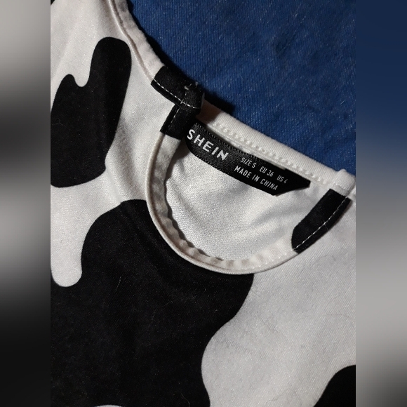 Cow print crop top - Picture 3 of 4